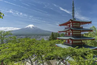 Iconic view of Mount Fuji from the Chureito Pagoda in Kawaguchiko